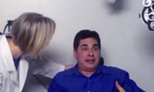 مرد نابینا پس از 21 سال خانواده‌اش را دید + فیلم