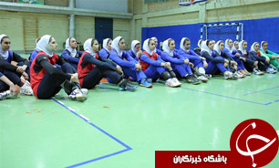 ۵ بانوی هندبالیست استان قم برای اعزام به مسابقات قهرمانی آسیا انتخاب شدند