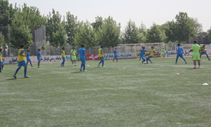 علیدوستی 30 بازیکن را به اردو دعوت کرد