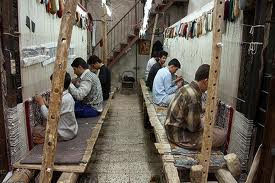 فعالیت 4 هزار بافنده فرش در شهرستان پارس آباد