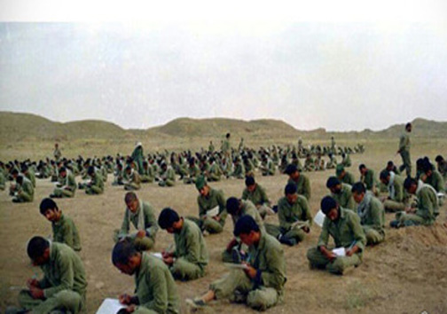 فصل امتحانات در مناطق جنگی+ عکس