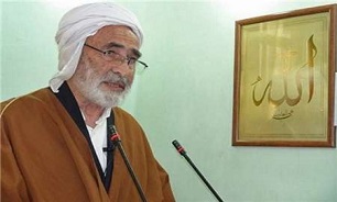 امام جمعه سقز بهره گیری از روش های نوین آبیاری برای کشاورزان