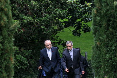 بینر درباره موضوع افشا شدن جزئیات این مذاکرات به شماری از اعضای کنگره که از آنها نامی برده نشده است گفت: &laquo;من از این موضوع هیچ اطلاعی ندارم.&raquo;