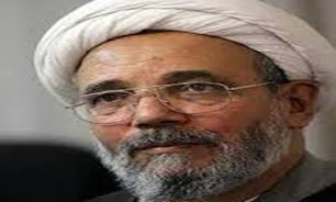 مشکلات کشور با حفظ وحدت و تبعیت از رهبری حل می‌شود