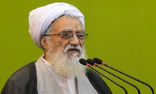 آیت‌الله موحدی‌کرمانی: برای وحدت اصولگرایان باید جلسات متعددی برگزار شود