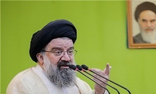 ملت ایران هرگز زیر بار توافق ذلت آمیز نخواهد رفت