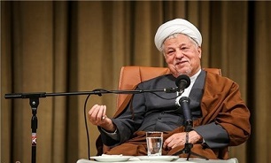 خشکی و افراطی‌گیری هیچ‌وقت جواب نمی‌دهد/ باید به نقاط مشترک قابل قبول دنیا برسیم