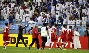 هواداران به پرسپولیس توهین کردند ، الهلال محروم شد