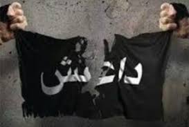 جوان عراقی  پس از اعدام توسط داعش به صلیب کشیده شد + عکس