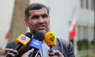 نیکزاد: هنوز برای انتخابات مجلس تصمیم نگرفته‌ام