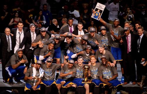 عکس اضافه شد ///////////// تصاویر قهرمانی گلدن استیت در NBA
