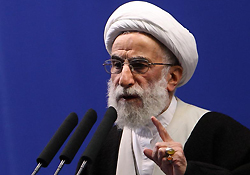 برخی خیال می&zwnj;کنند که امکان تحریف راه شهدا و خط امام وجود دارد/در مذاکرات به طرف مقابل سوء ظن داریم