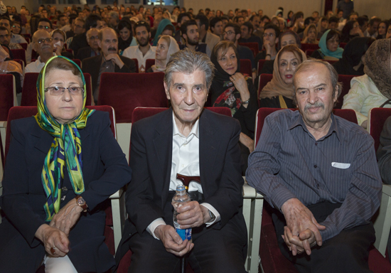 دومین جشنواره بسطامی برگزیدگان خود را شناخت/ ایرج با مرگ به هنرش زندگی بخشید