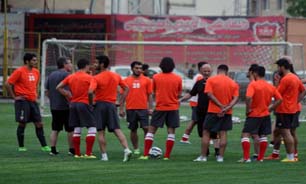 کاروان پرسپولیس با 20 بازیکن پرواز می‌کند