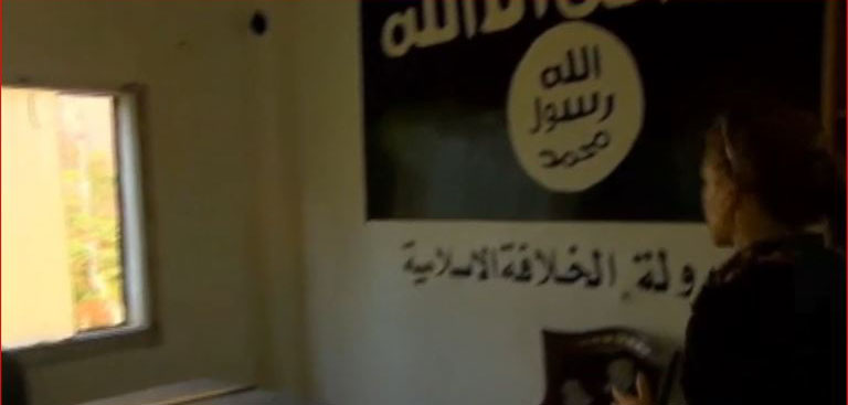 خبرنگار سی ان ان در میان داعشی ها+عکس