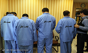 دستگیری سارقان طلاجات بیش از 70 خانم سالخورده در مشهد+تصاویر