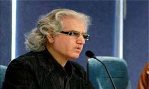علی مؤذنی: گروه‌های مجازی جایگاه کتاب را اشغال کرده‌اند