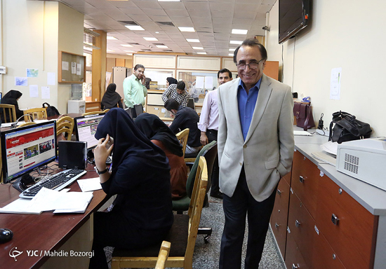 از نوازندگی برای تاج اصفهانی تا عضویت در لیگ برتر واترپلو؛ یک گپ خواندنی با آقای مشاعره