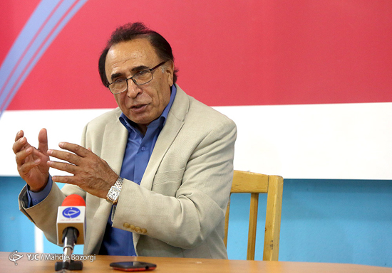 از نوازندگی برای تاج اصفهانی تا عضویت در لیگ برتر واترپلو؛ یک گپ خواندنی با آقای مشاعره