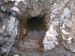 چشمه آب معدنی "پیرگیابان"از اعجاب انگیزترین جلوه های طبیعی در جنوب سیستان