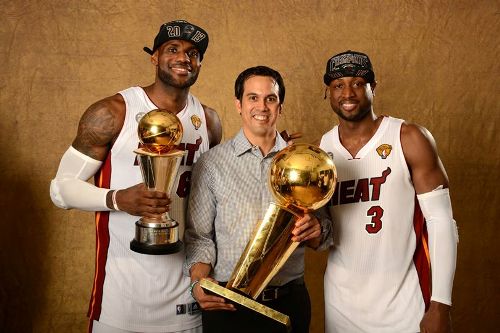تصاویر منتخبی از لبرون جیمز در 5 فینال لیگ NBA