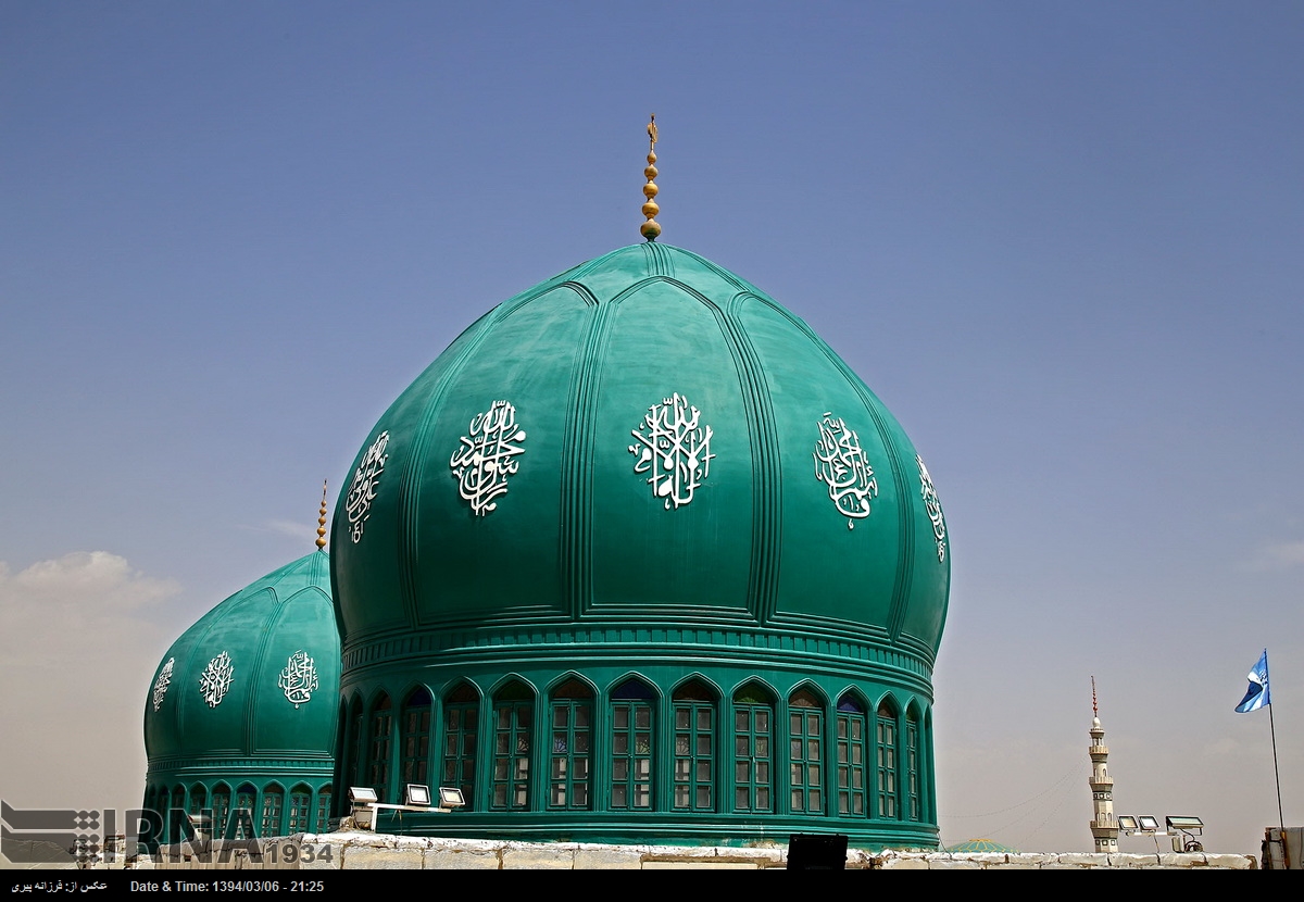 شستشوی گلدسته های جمکران + عکس