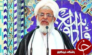 استکبار به دنبال ضربه زدن به انقلاب اسلامی است