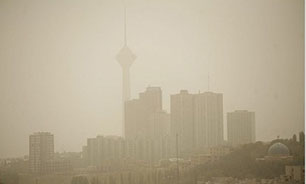 گرد و غبار هواي تهران را درنورديد/ تهران امشب بارانی می شود