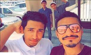 سلفی دو جوان فداکار پیش از شهادت