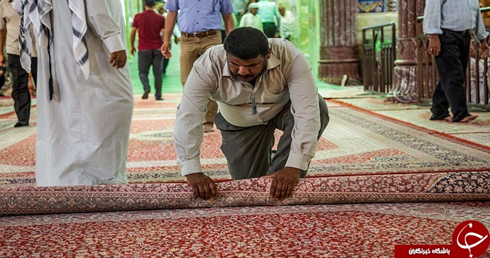 غبارروبی صحن مطهر حسینی به مناسبت حلول ماه رمضان + تصاویر