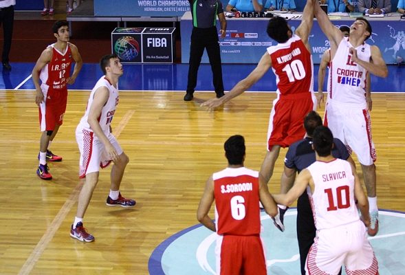 تصاوير منتخب تيم ملي بسکتبال جوانان ايران مقابل کرواسي