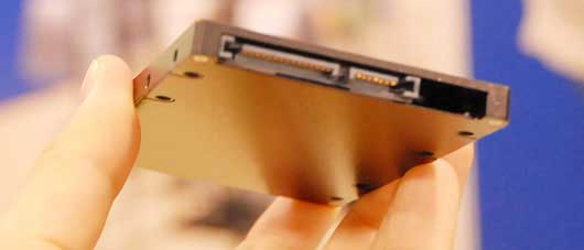 هارد SSD چیست و چه تفاوتی با هارد HDD دارد؟!