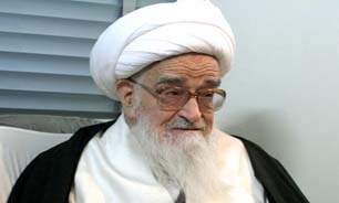 استقبال گسترده مردم از توزیع رساله آیت‌الله صافی گلپایگانی