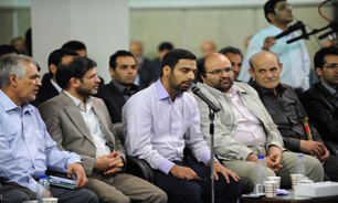 میلاد عرفان‌پور: رهبری شعر را ثروت ملی می‌دانند