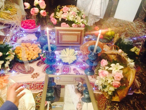 زوج جوان مراسم عقد خود را در کنار شهدا برگزار کردند+تصاویر زوج جوان مراسم عقد خود را در کنار شهدا برگزار کردند+تصاویر