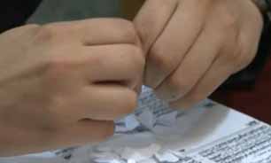 تیک های عصبی که اين روزها در جامعه زیاد دیده می شود + فیلم