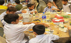 افطاری ایتام در شب قدر