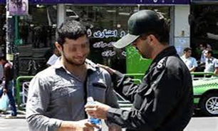 روزه‌خواری علنی جرم است؟