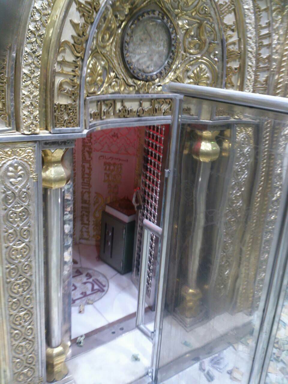 تصویری زیبا از محراب امیرالمومنین در مسجد کوفه