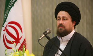 همه وظیفه داریم فریاد آزادسازی قدس را در جامعه طنین انداز کنیم