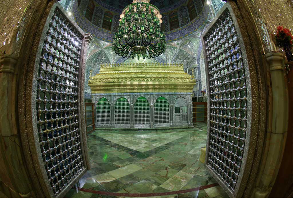 پخش مسقیم از حرم حضرت علی(ع) در شب قدر