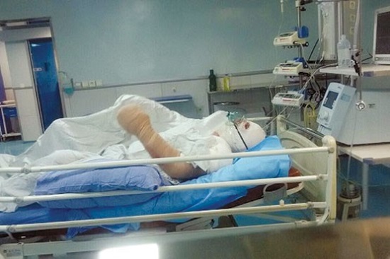 کارگر فداکار پالایشگاه، ده&zwnj;ها کارگر را از مرگ نجات داد + عکس