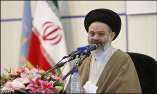 چرا استفاده از گوشی هوشمند برای طلبه ها ممنوع شد!