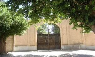 آغاز عمليات مرمت قلعه تاریخی امير مجاهد شمس آباد