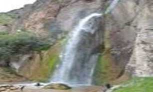 آبشار ناوکش دره شاهکار طبیعت درمازندران