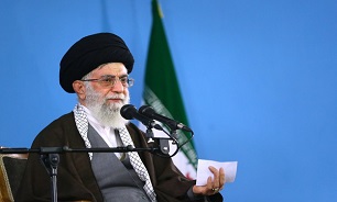 جمعی از دانشجویان با رهبر معظم انقلاب دیدار کردند