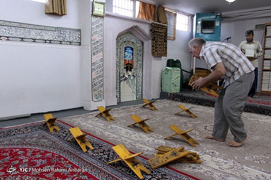 حال و هوای لحظه افطار در زندان وکیل آباد مشهد + تصاویر
