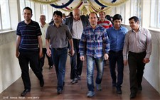 بازدید کشتی گیران آزاد و فرنگی کار از شیرخوارگاه آمنه