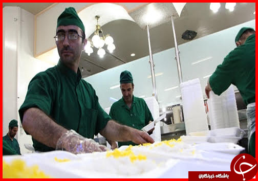 مراسم افطاری در حرم حضرت معصومه(س)+تصاویر