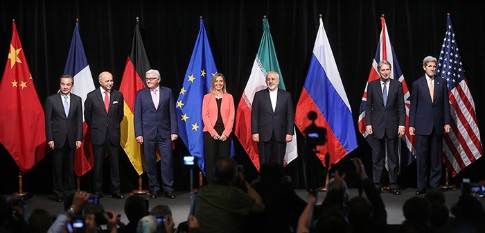 جای خالی روسیه در پای پرچم